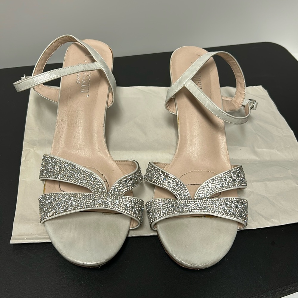 de blossom Bridal Crystal/Jewel Embellished Wedding Sandals Size 10